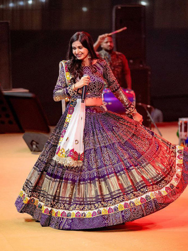 WOMEN'S LEHENGA CHOLI FOR NAVRATRI.