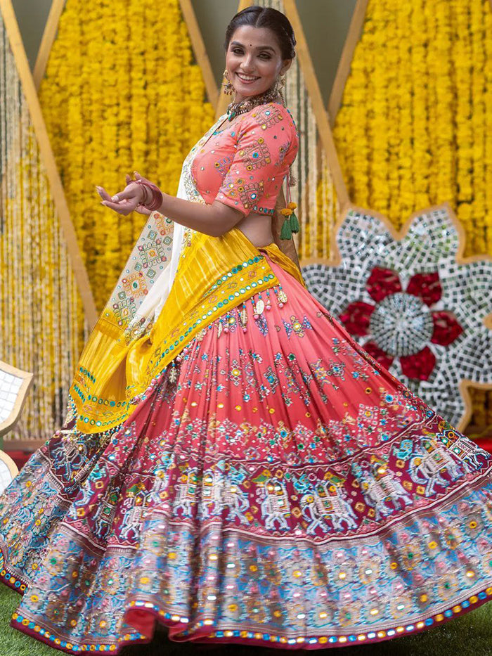 WOMEN'S LEHENGA CHOLI FOR NAVRATRI.