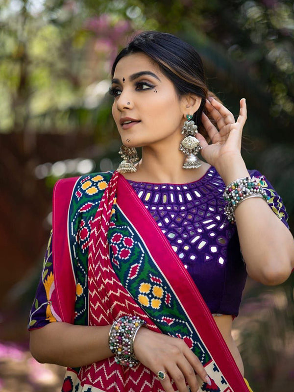 WOMEN'S LEHENGA CHOLI FOR NAVRATRI.