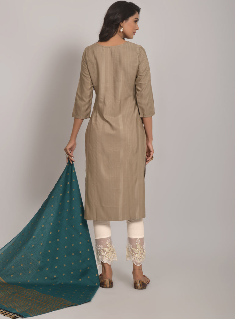 Women Sequence Embroidered Kurta With Lycra Pant And Jacquard Dupata