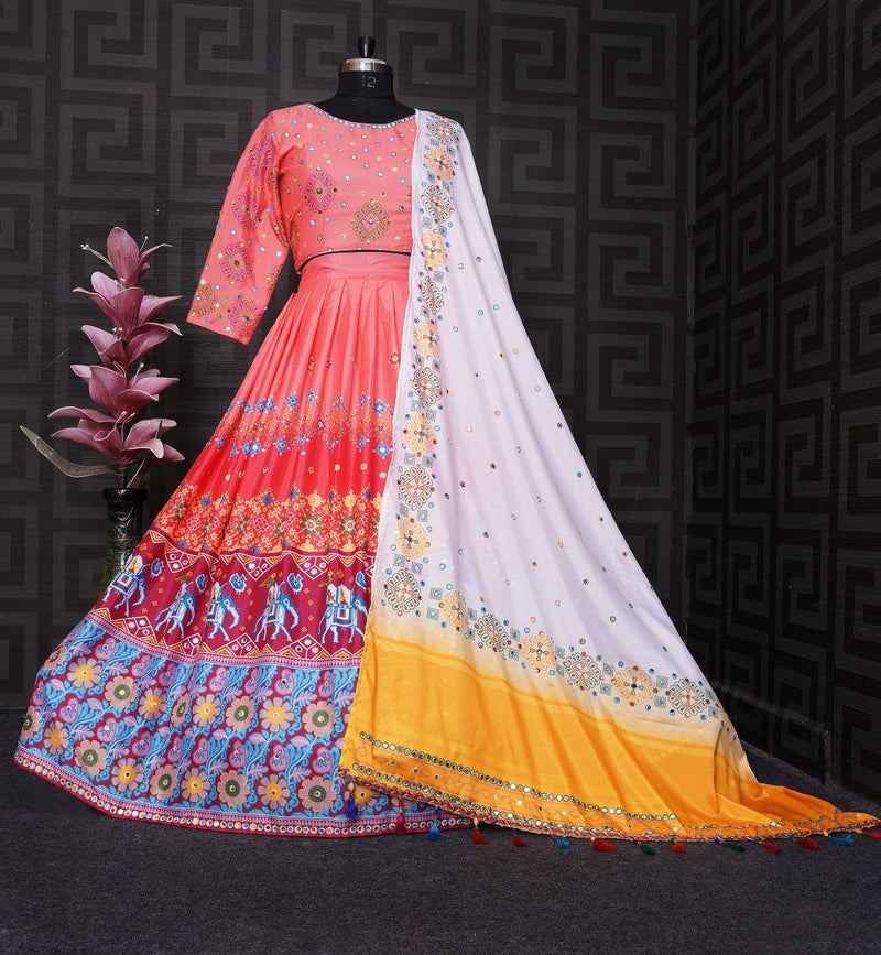 WOMEN'S LEHENGA CHOLI FOR NAVRATRI.