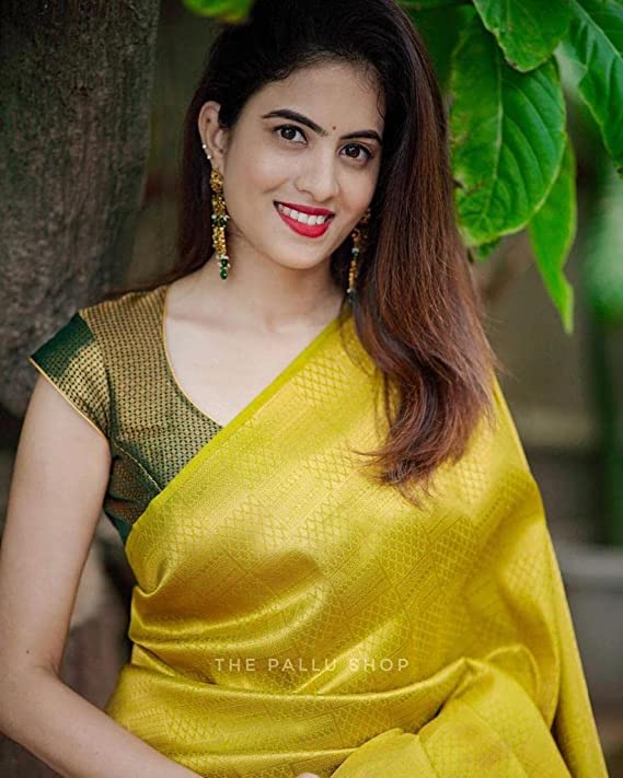 Yellow Designer Banarasi Silk With Jacquard Work Saree With Attractive Blouse Piece