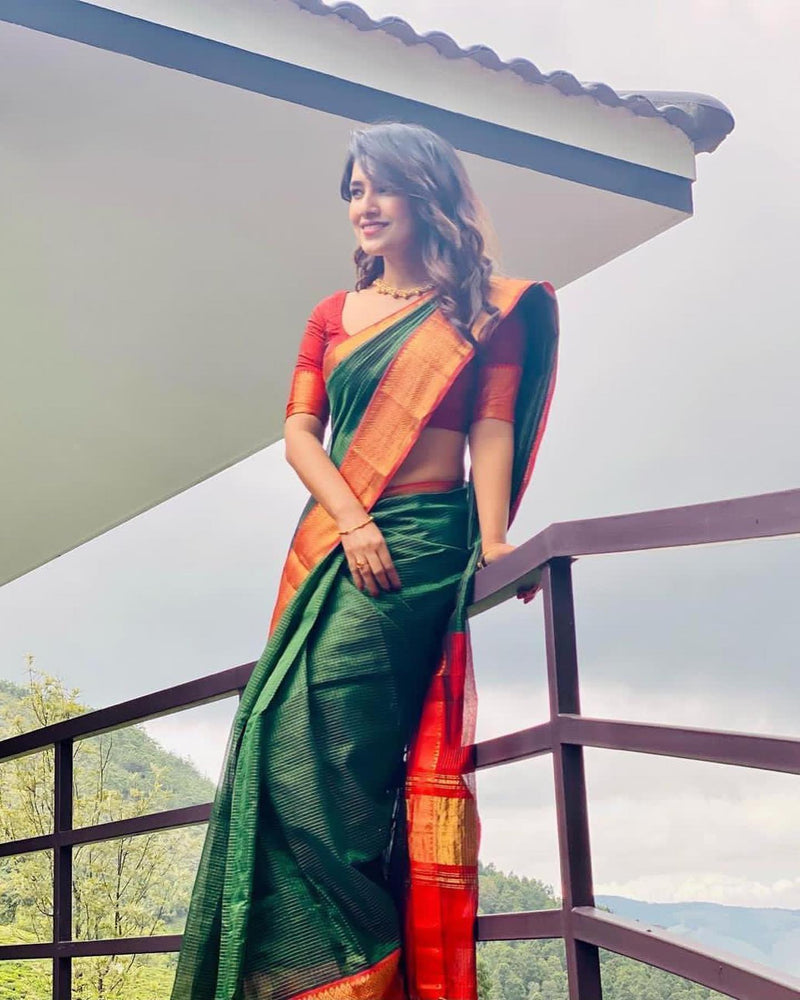 Green Silk With Jacquard Work Saree With Amazing Blouse Piece