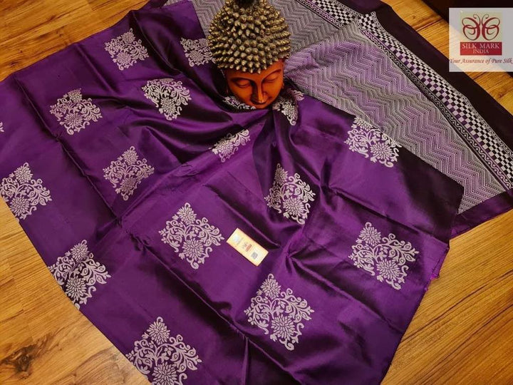 Designer Purple Soft Silk Saree With Captivating Blouse Piece