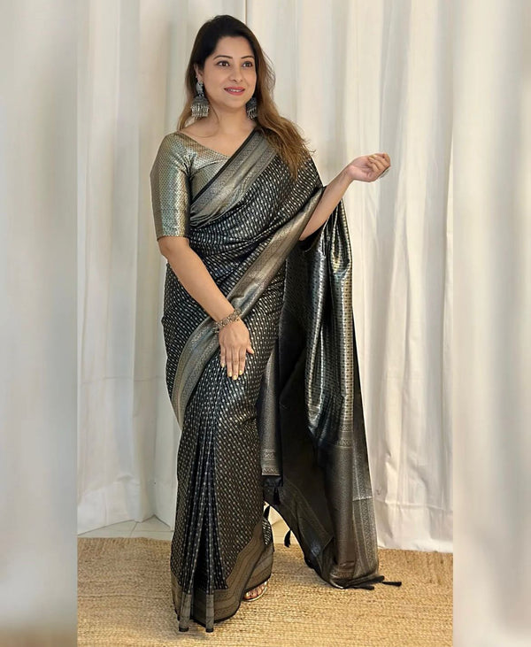 Flamboyant Black Soft Silk Saree With Super classy Blouse Piece