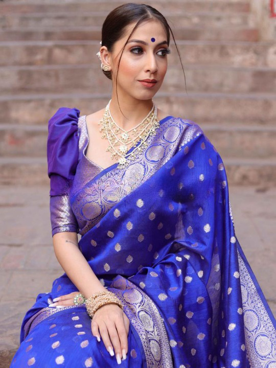 Classic Blue Soft Silk Saree With Seraglio Blouse Piece