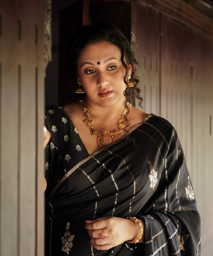 Transcendent Black Soft Silk Saree With Enigmatic Blouse Piece