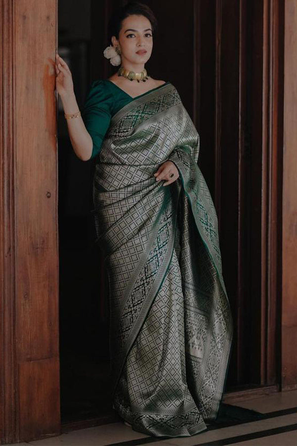 Fragrant Green Soft Silk Saree With Profuse Blouse Piece