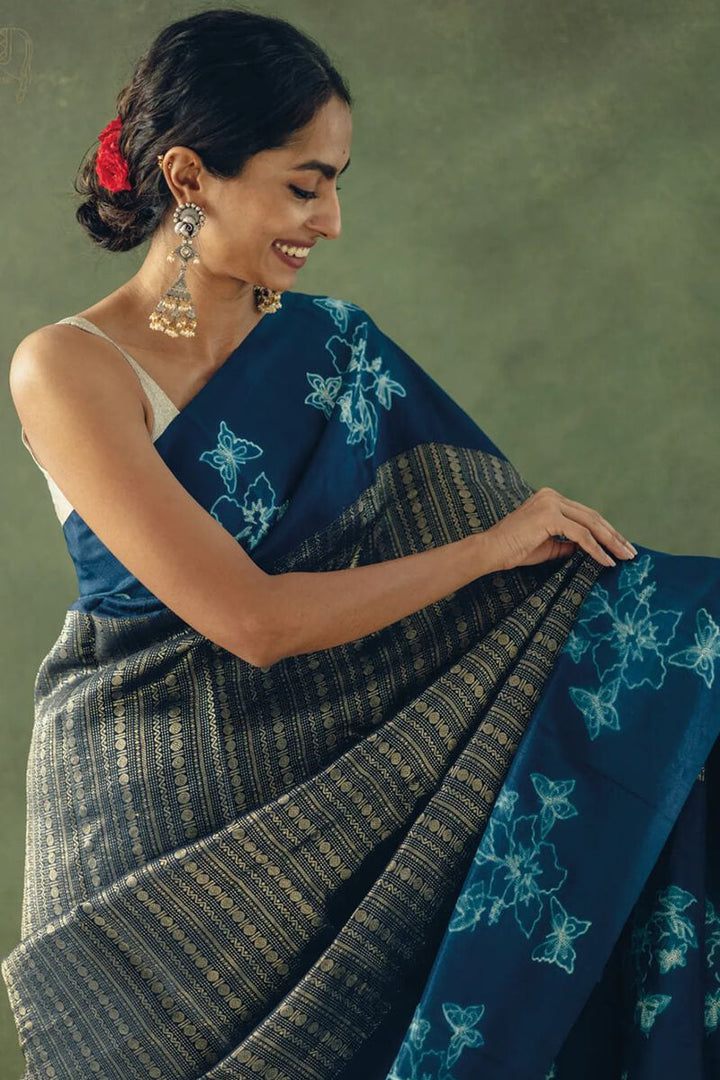 Ravishing Blue Soft Silk Saree With Angelic Blouse Piece