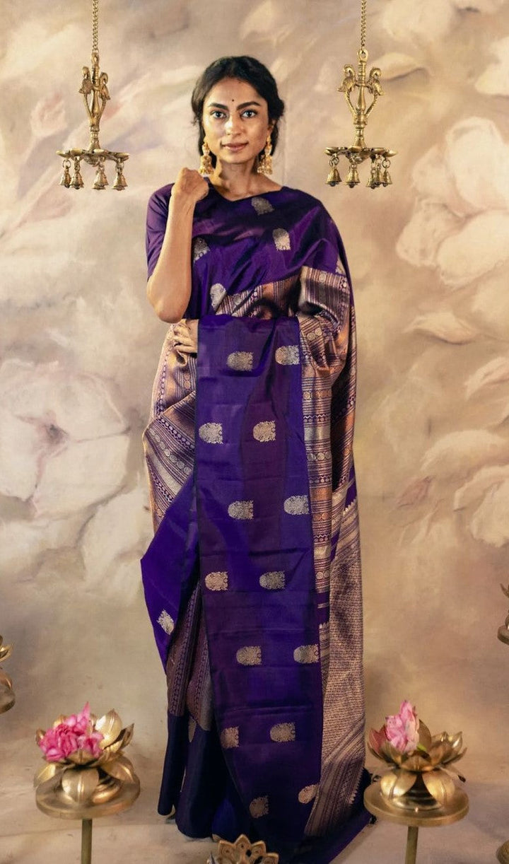 Phenomenal Purple Soft Silk Saree With Engrossing Blouse Piece