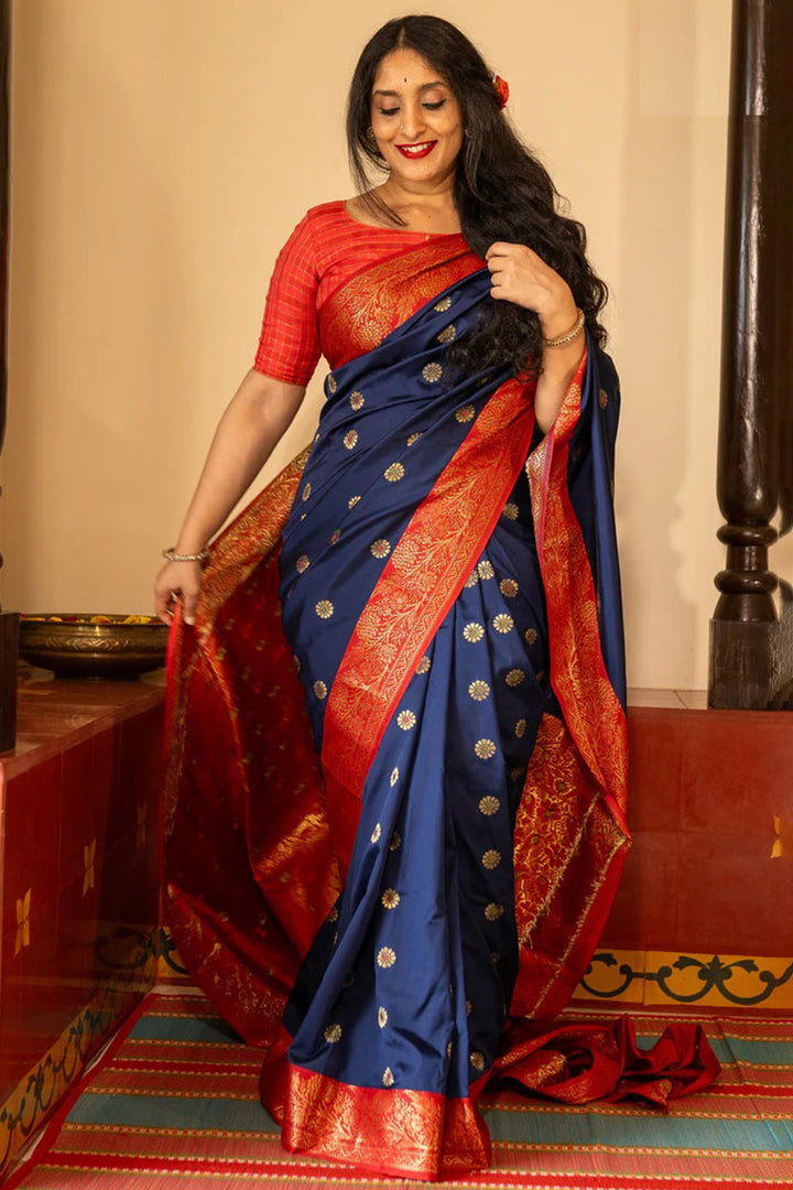 Phenomenal Navy Blue Soft Silk Saree With Deserving Blouse Piece