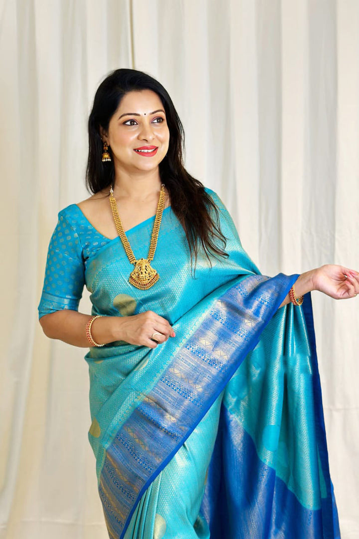 Confounding Firozi Soft Silk Saree With Sempiternal Blouse Piece