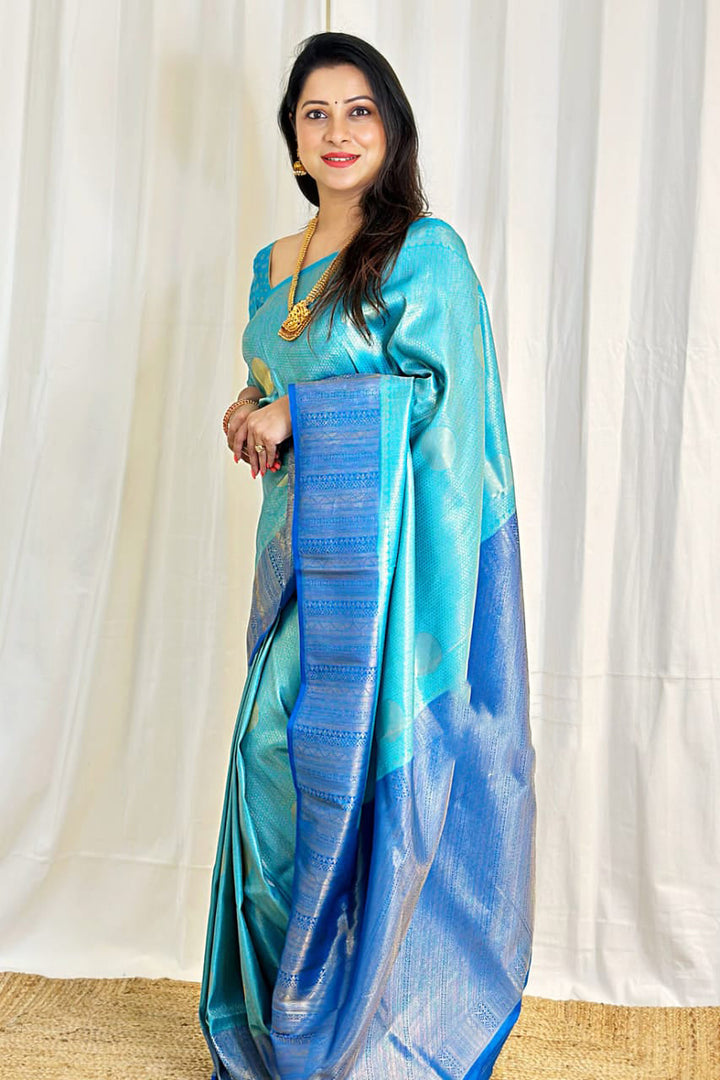 Confounding Firozi Soft Silk Saree With Sempiternal Blouse Piece