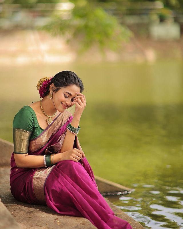 Desirable Dark Pink Soft Silk Saree With Effulgent Blouse Piece