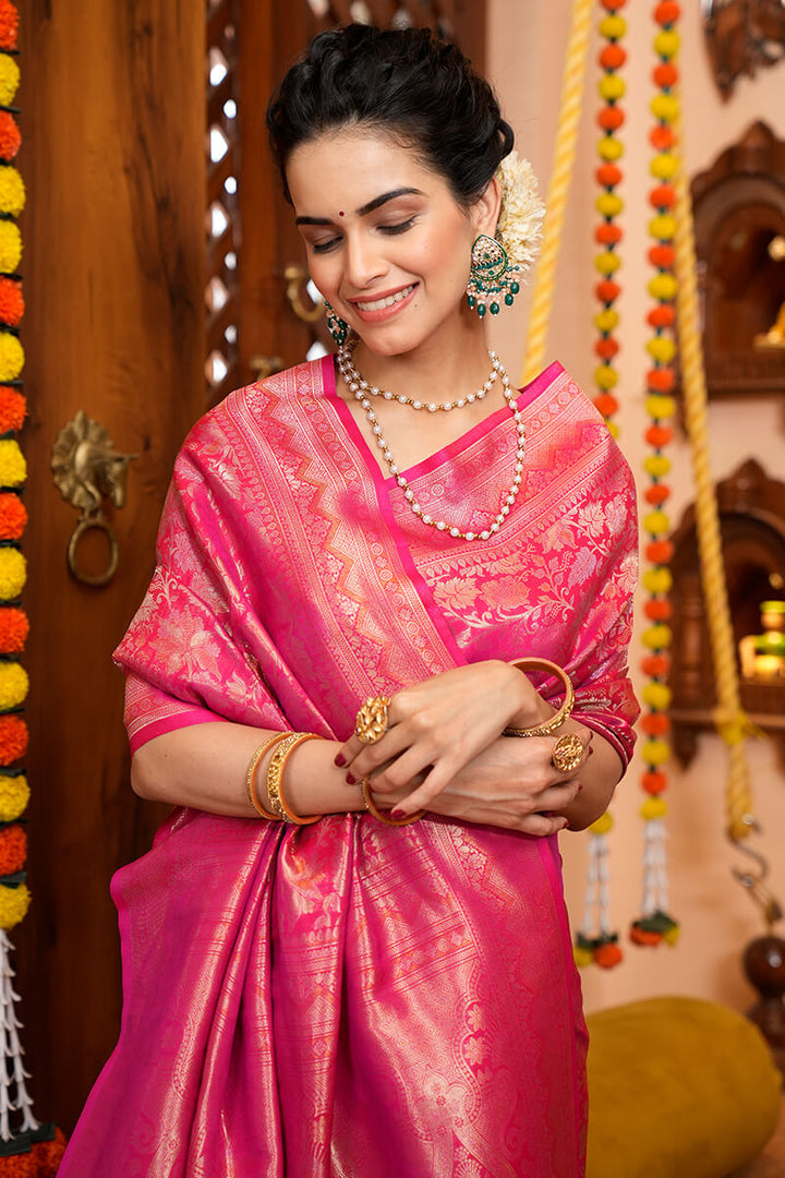 Inspiring Pink Soft Silk Saree With Desuetude Blouse Piece