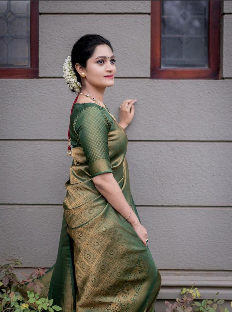 Green Designer Silk With Jacquard Work saree With Attractive Saree