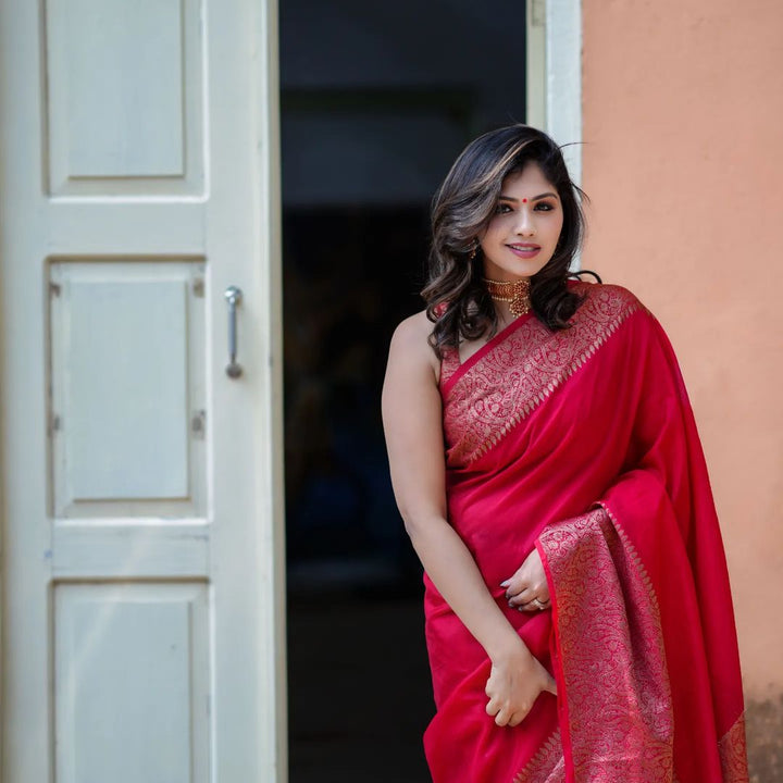 Glittering Red Soft Silk Saree With Unequalled Blouse Piece