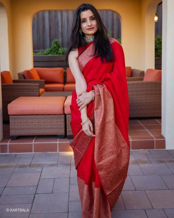 Glittering Red Soft Silk Saree With Unequalled Blouse Piece