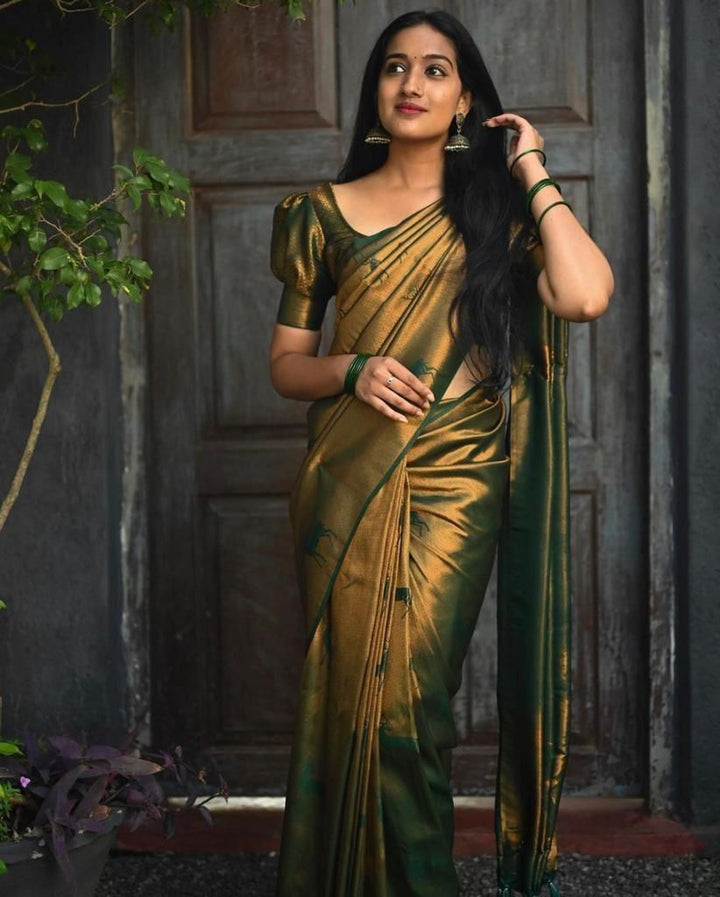 Gossamer Dark Green Soft Silk Saree With Comely Blouse Piece