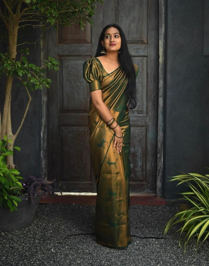 Gossamer Dark Green Soft Silk Saree With Comely Blouse Piece