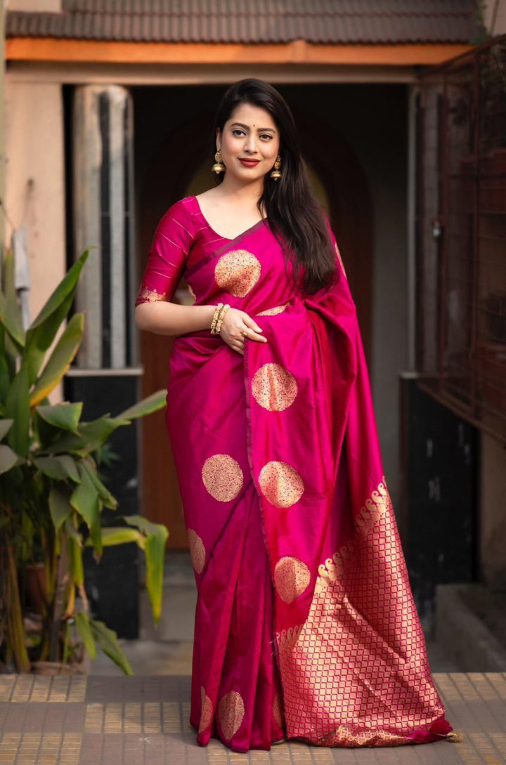 Impressive Dark Pink Soft Silk Saree With Staring Blouse Piece