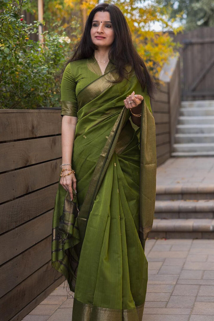 Lissome Green Cotton Silk Saree With Ratatouille Blouse Piece