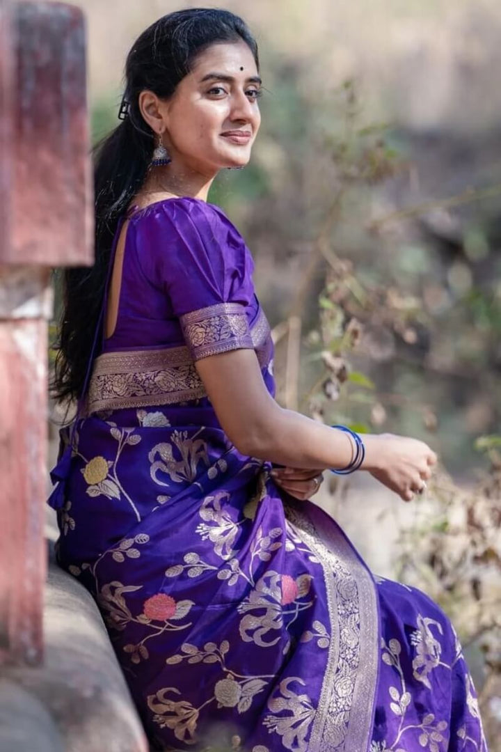 Angelic Purple Soft Silk Saree With Devastating Blouse Piece