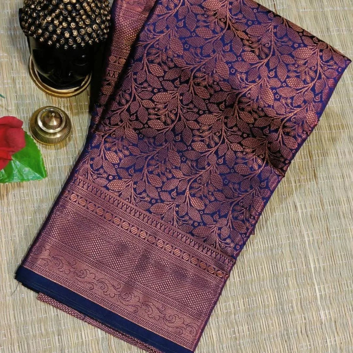 Charming Purple Soft Banarasi Silk Saree With Attractive Blouse Piece