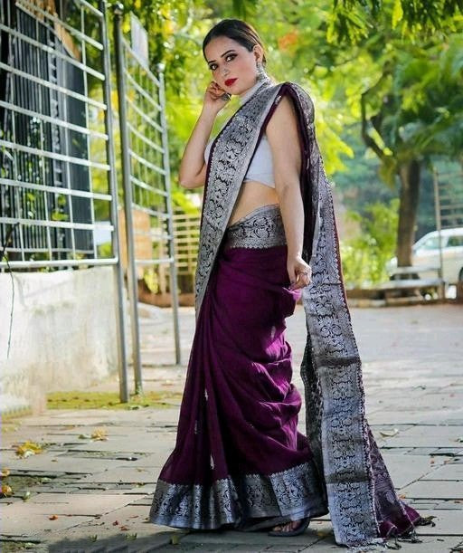 Glorious Purple Soft Banarasi Silk Saree With Glowing Blouse Piece