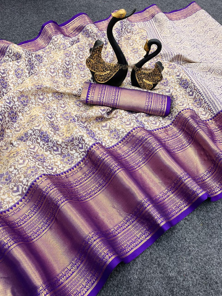 Deserving Purple Kanjivaram Silk Saree With Girlish Blouse Piece