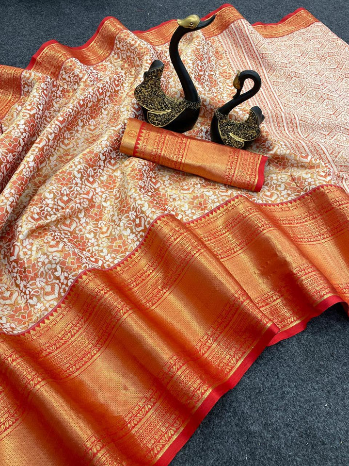 Impressive Red Kanjivaram Silk Saree With Jazzy Blouse Piece