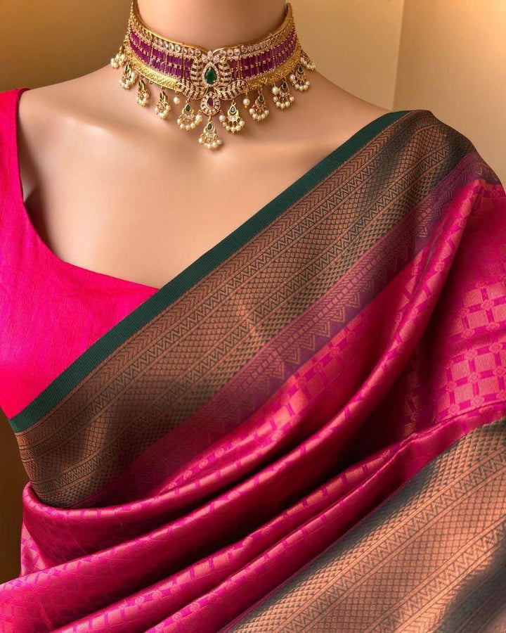 Enamoring Dark Pink Soft Silk Saree With Resonant Blouse Piece