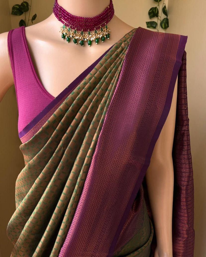 Ineffable Mehndi Soft Silk Saree With Ethereal Blouse Piece