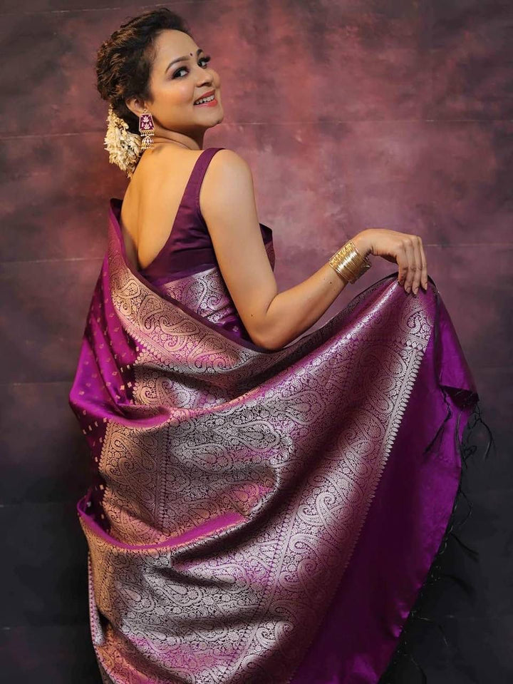 Arresting Purple Soft Silk Saree With Fairytale Blouse Piece