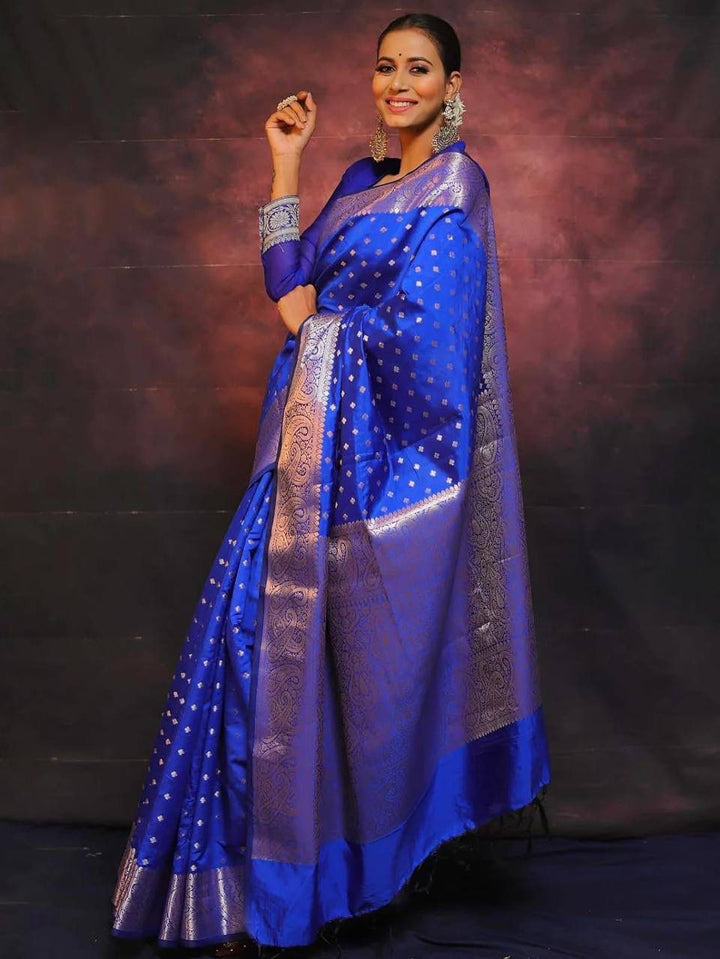 Eloquence Royal Blue Soft Silk Saree With Seraglio Blouse Piece