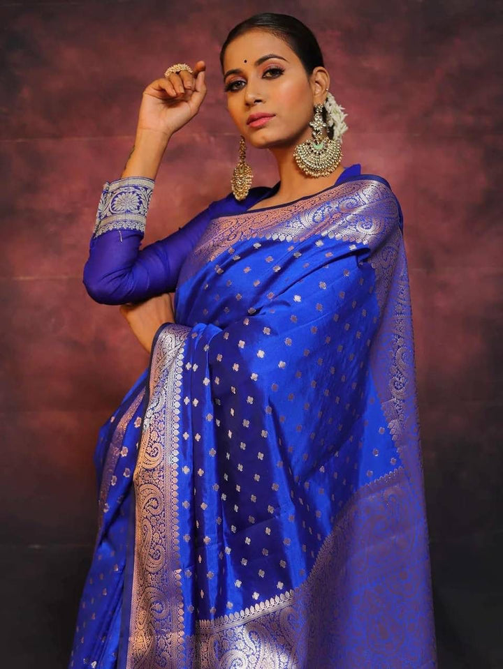 Eloquence Royal Blue Soft Silk Saree With Seraglio Blouse Piece