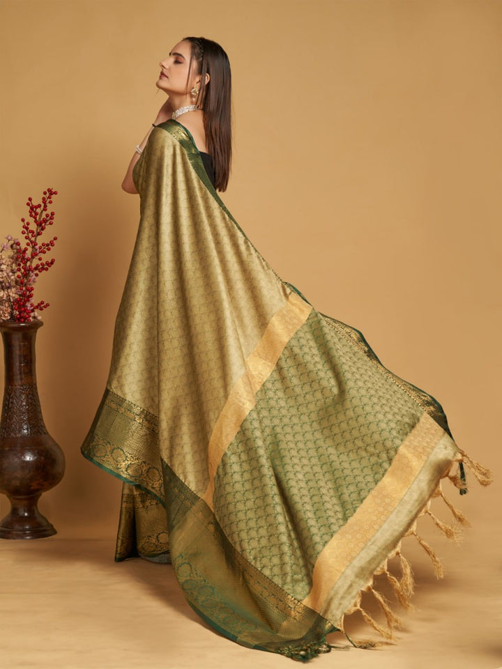 Gadwal silk sarees with kuttu border