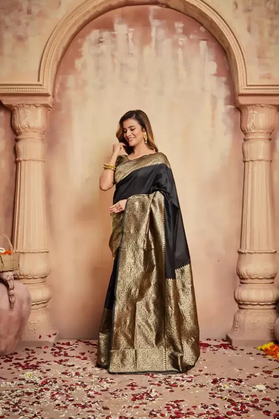 Women's latest cotton silk saree with blouse piece