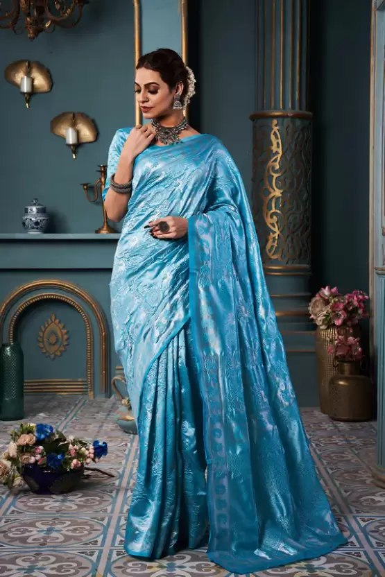 Women's designer cotton silk saree with blouse piece