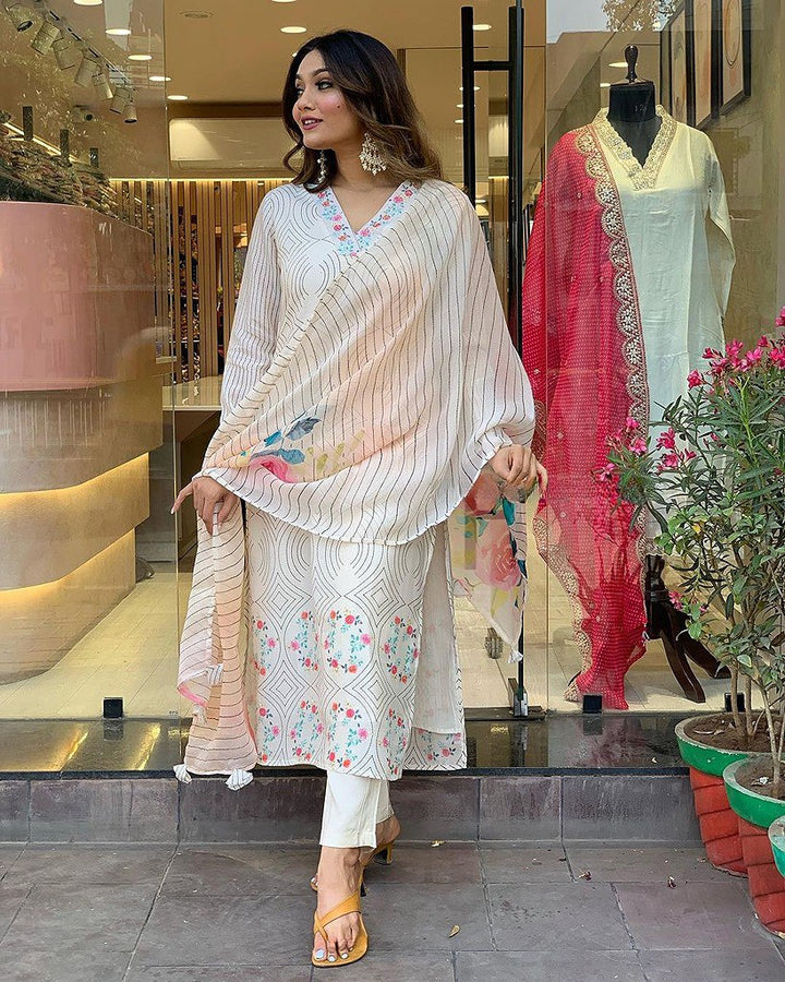 white Latest kurta set designs